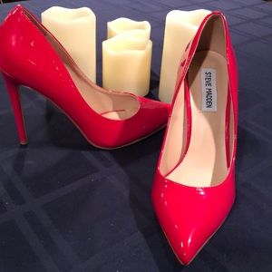 Steve Madden red hot patent pumps!